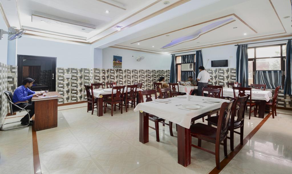 Fabhotel Prashant Palace マイソール エクステリア 写真