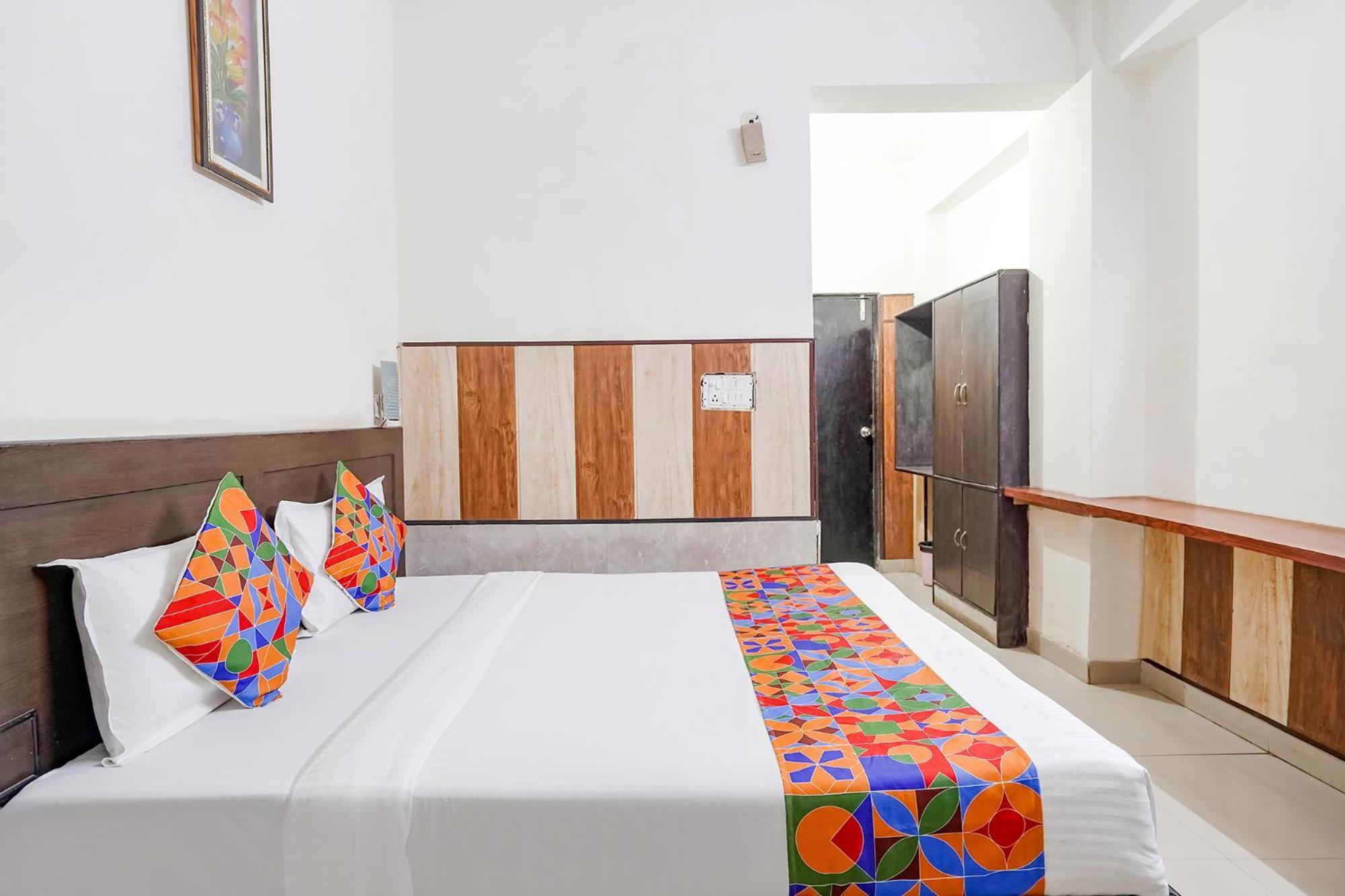 Fabhotel Prashant Palace マイソール エクステリア 写真