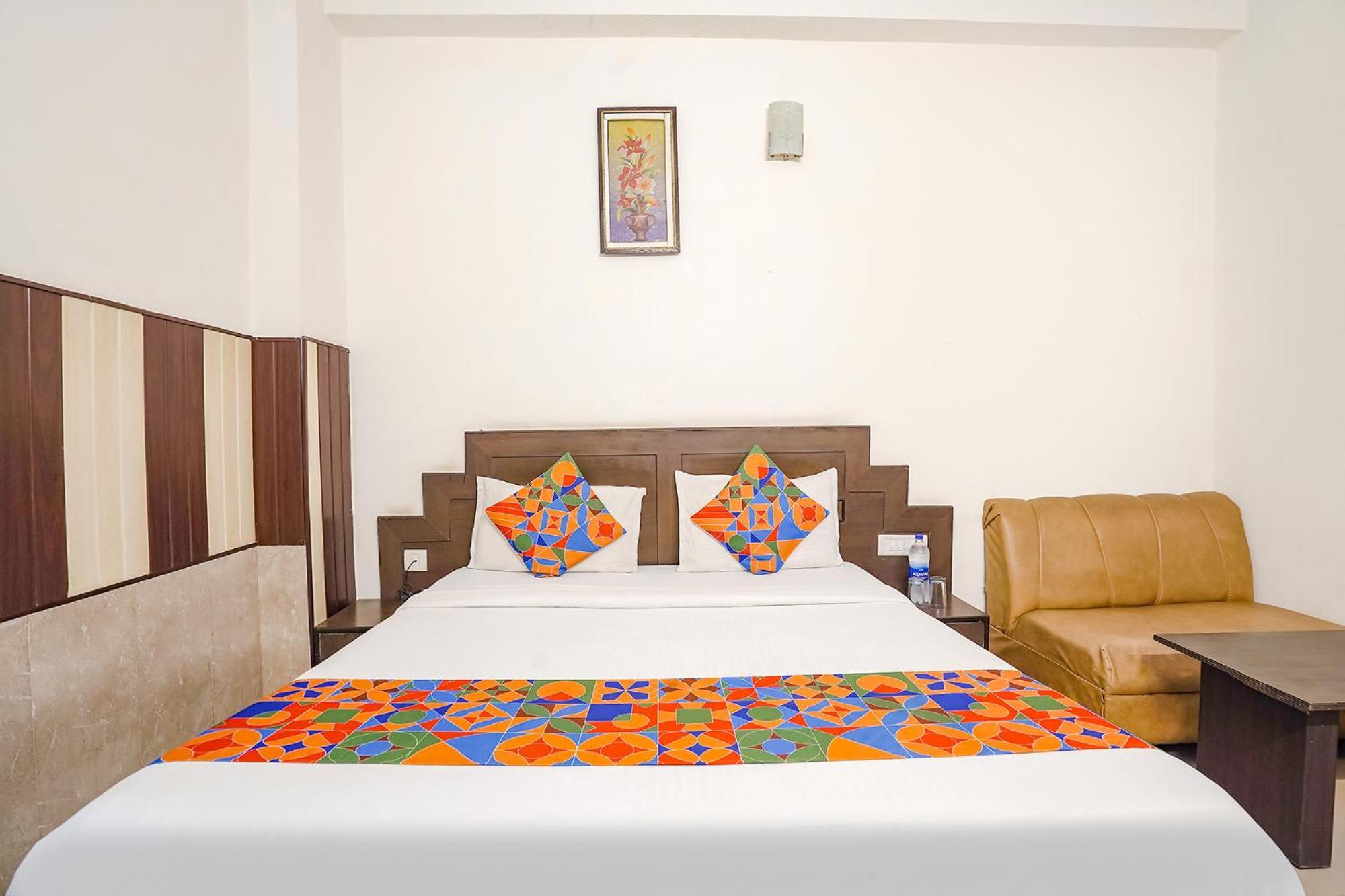 Fabhotel Prashant Palace マイソール エクステリア 写真