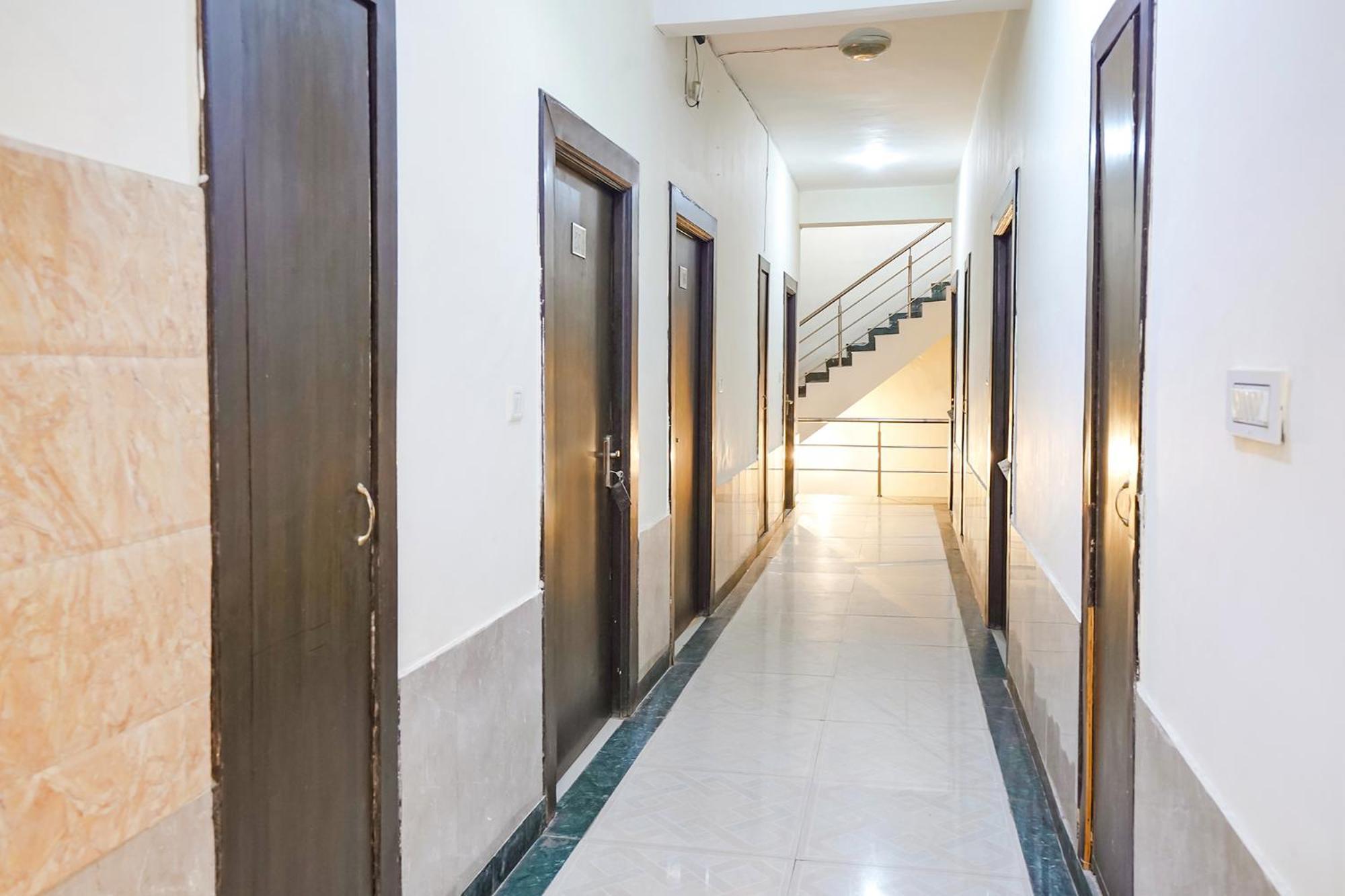Fabhotel Prashant Palace マイソール エクステリア 写真