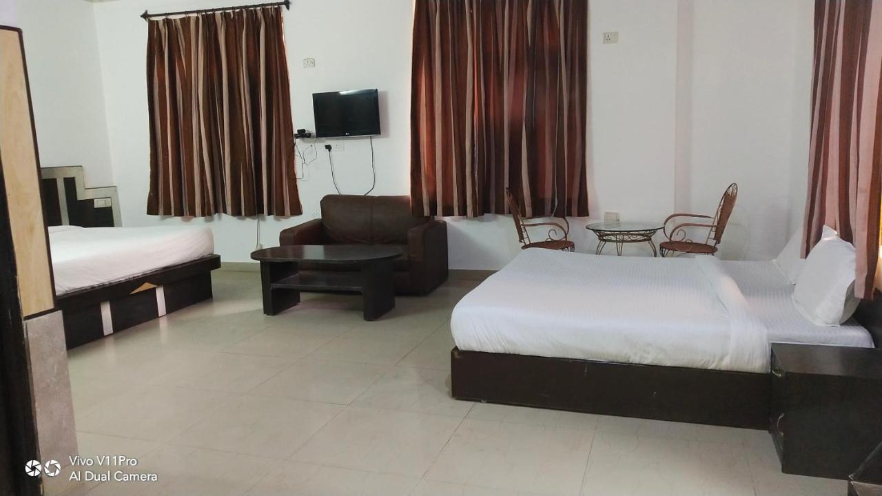 Fabhotel Prashant Palace マイソール エクステリア 写真
