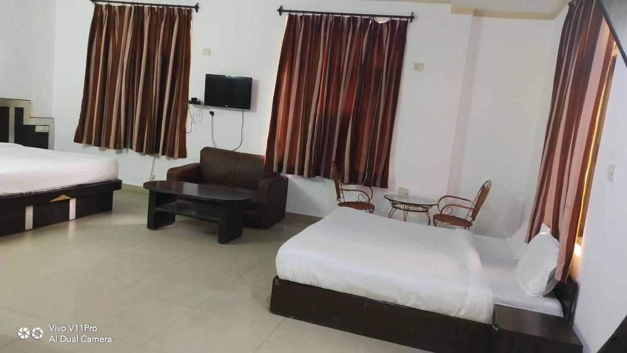 Fabhotel Prashant Palace マイソール エクステリア 写真