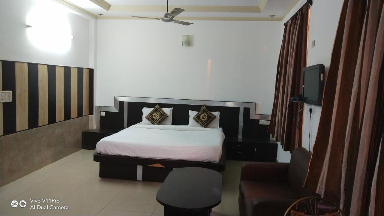 Fabhotel Prashant Palace マイソール エクステリア 写真