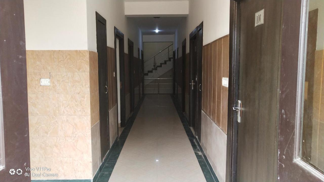 Fabhotel Prashant Palace マイソール エクステリア 写真